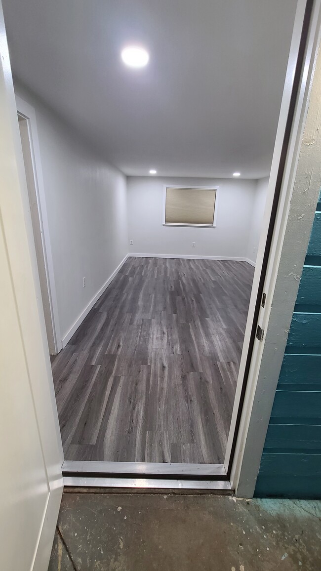 Foto del edificio - 805 8th Ave SW