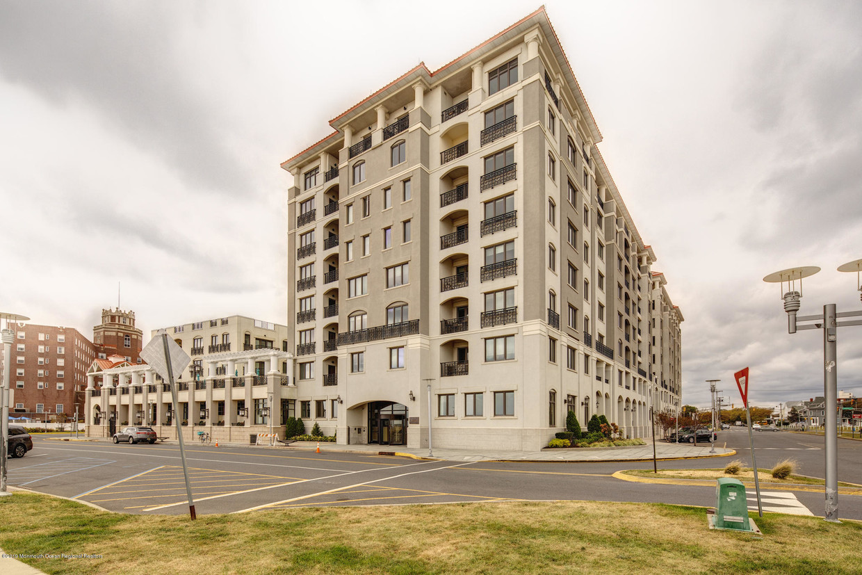 Primary Photo - 1501 Ocean Ave