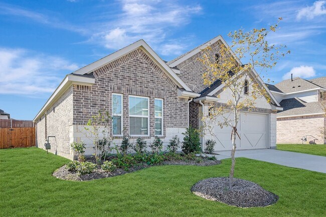 Building Photo - 2810 Woodbrook Dr