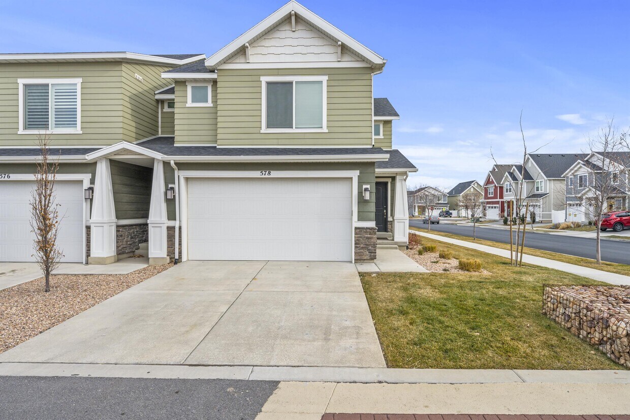 578 S Gooseneck Way, Saratoga Springs, UT 84045 Townhome Rentals in