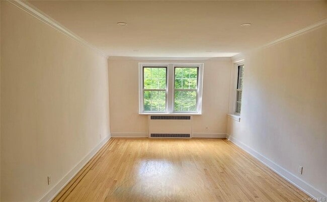 Building Photo - 253 Garth Rd