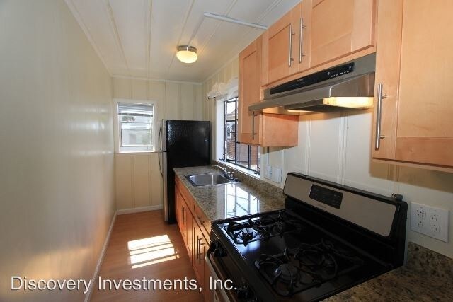 Foto del edificio - 2 br, 1 bath Apartment - 2604 Fulton Street