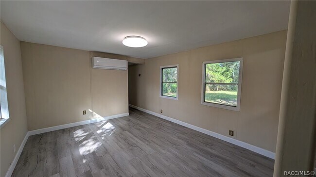 Building Photo - 7070 N Carl G Rose Hwy