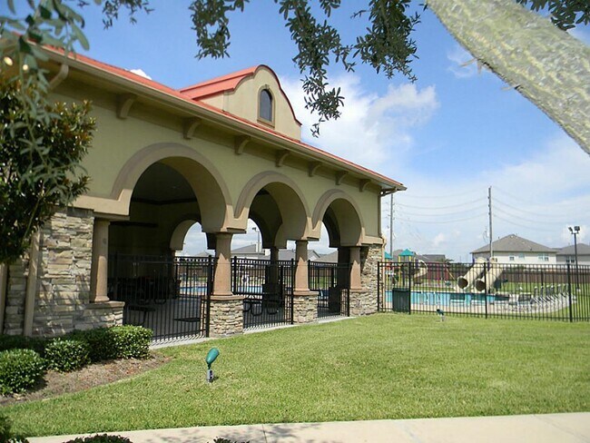 Building Photo - 18227 Mossy Creek Ln