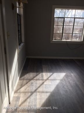 Foto del edificio - Studio, 1 bath Room For Rent - 619 Ratone Ln.