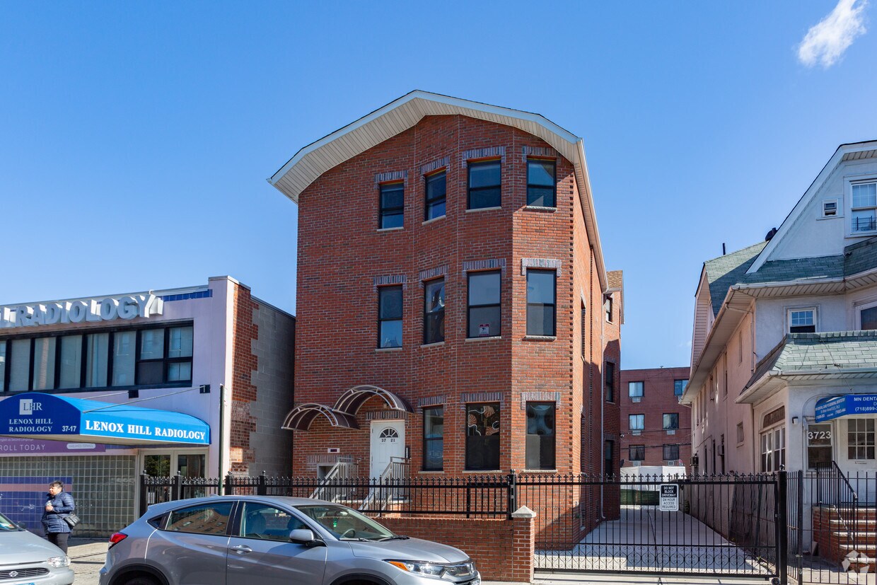 Foto del edificio - 37-21 76th St