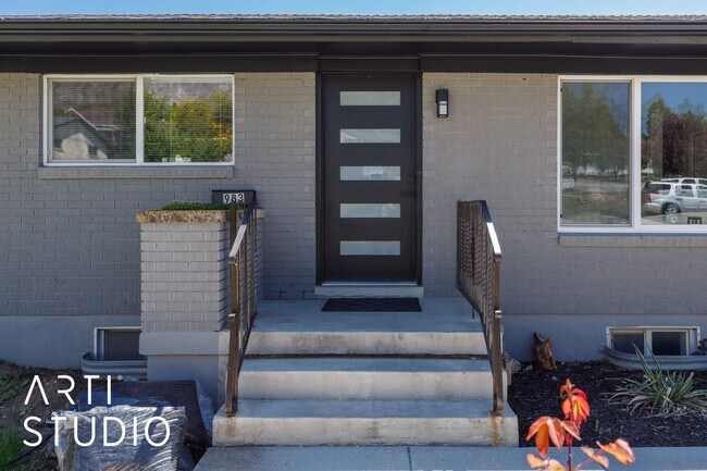Foto del edificio - 983 Westwood Dr