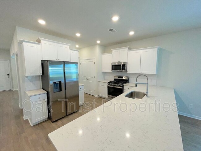 Building Photo - 183 Granton Edge Ln