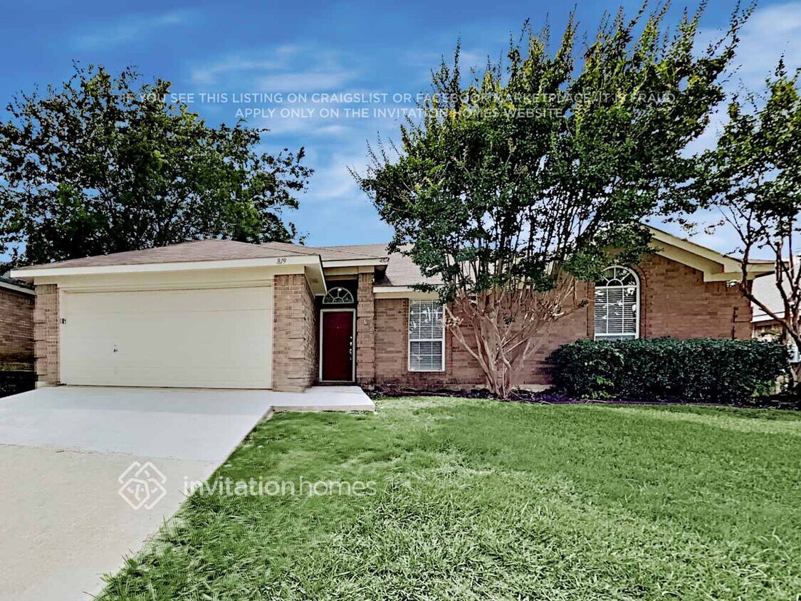 Foto principal - 819 W Lonesome Dove Trail