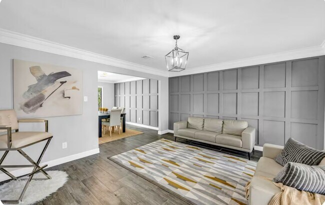 Foto del edificio - 7606 Magnolia Shadows Ln