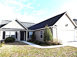 Building Photo - 530 Beverly Dr