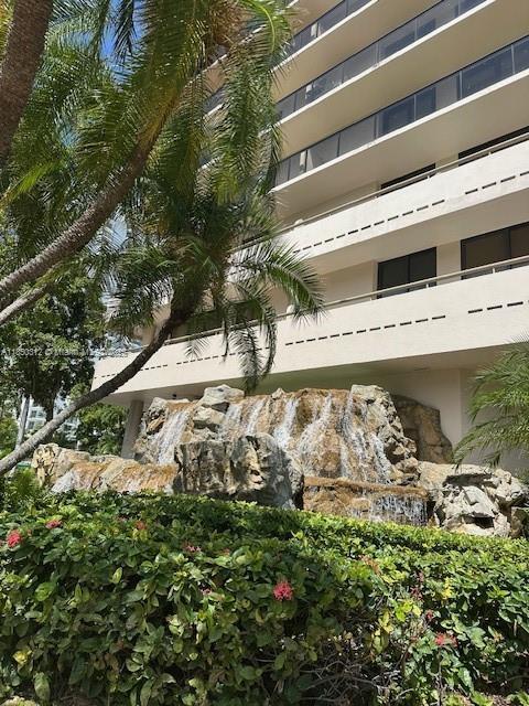 Foto principal - 19667 Turnberry Way