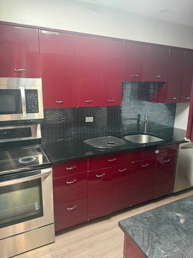 Foto del edificio - 580 N Bank Ln