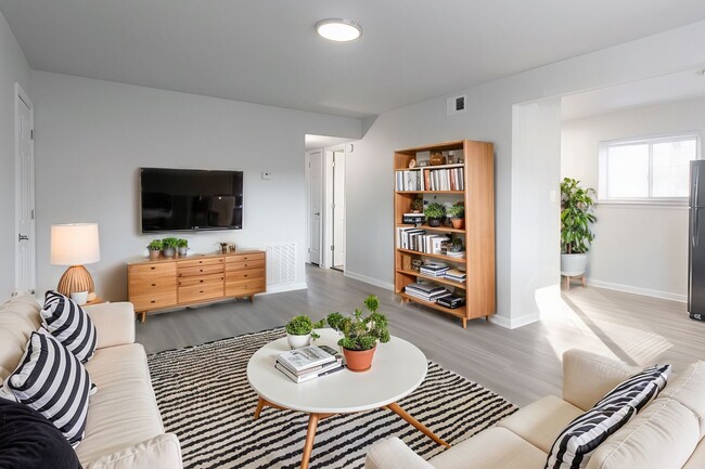 Interior Photo - Autumn Lakes Apartments