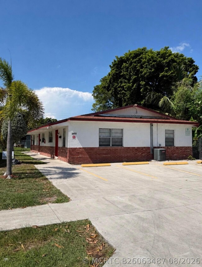 Building Photo - 2851 NW 11th Pl