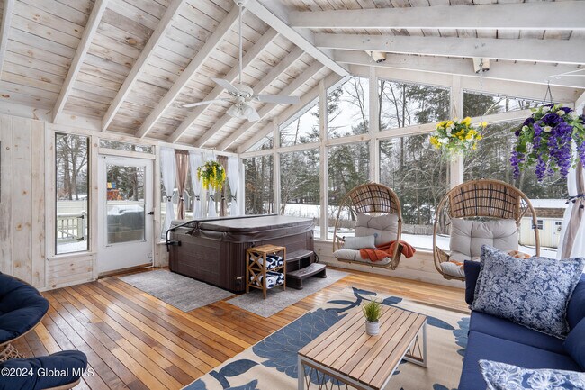 Foto del edificio - 11 Anyhow Ln