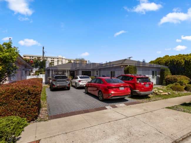 Foto del edificio - 5522 Dorothy Dr