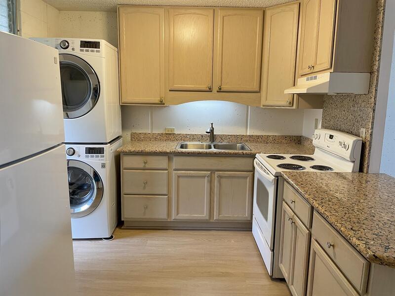 Foto principal - 95-2043-2043 Waikalani Pl