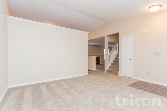Building Photo - 6453 Townsend Way
