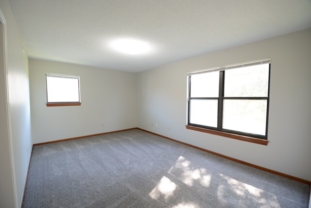 Foto principal - 1023 NE Lindsay Ave