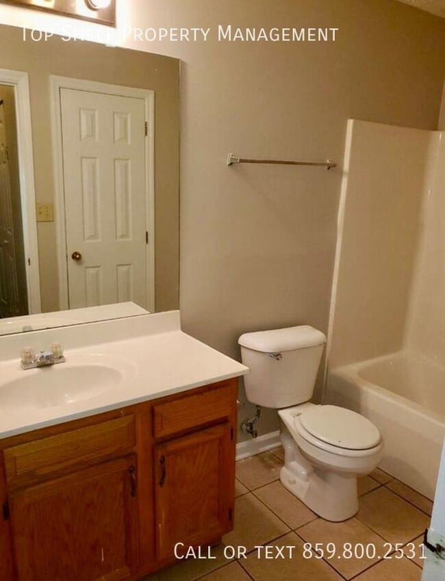 Building Photo - 2 Bedroom Apartment off Richmond Road