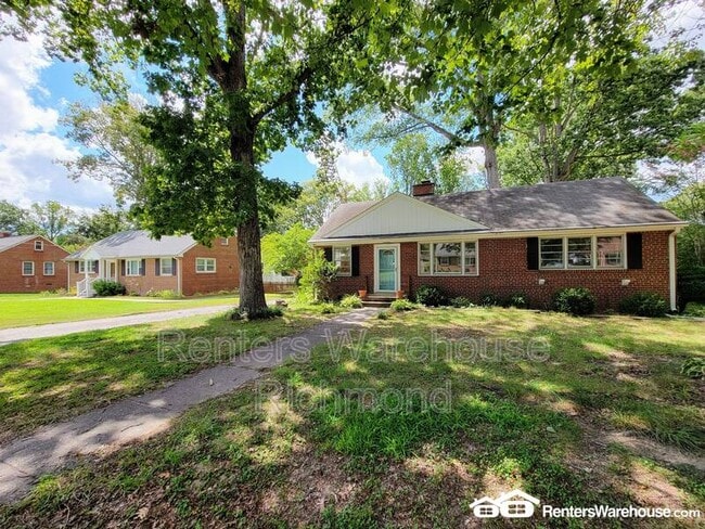 Building Photo - 1202 Ridgecrest Dr