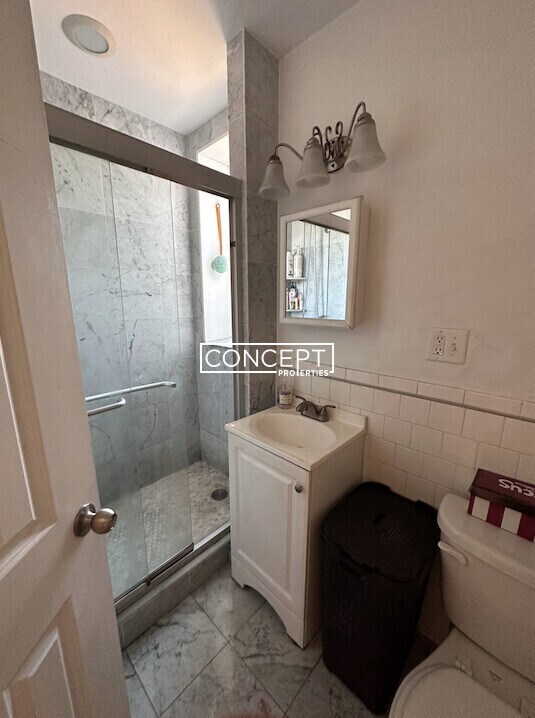 Foto del edificio - 191 Park Dr