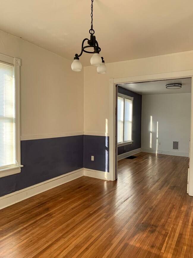 Foto del edificio - 417-419 N. Prospect Street