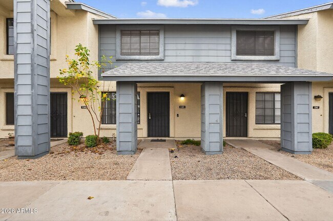 Building Photo - 7801 N 44th Dr