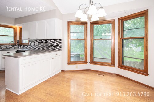 Foto del edificio - 16200 W 124th Cir