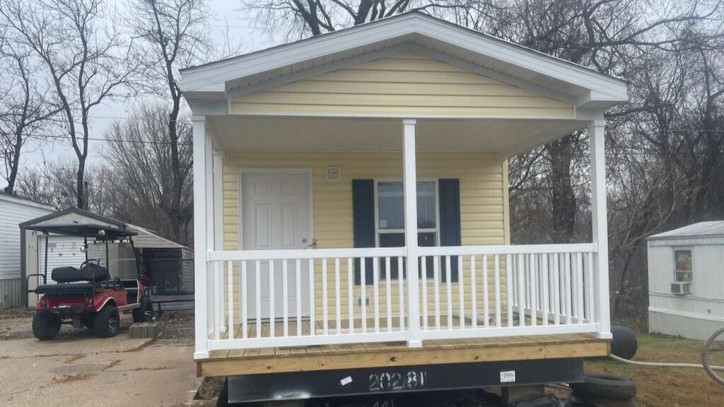 Foto principal - 16 Eastview Dr