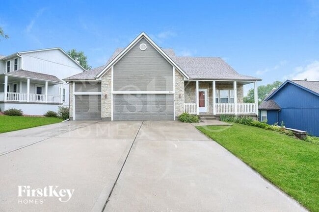 Building Photo - 800 Red Maple Dr