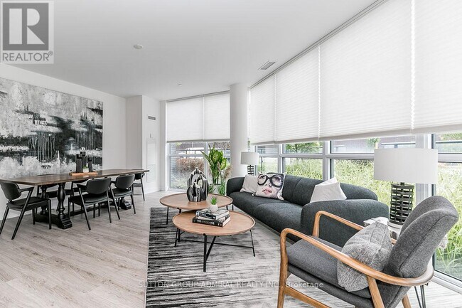 Building Photo - 375 Sea Ray Ave