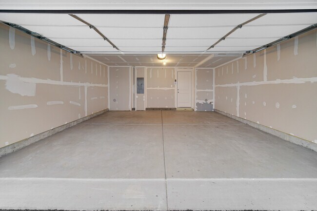 Building Photo - 222 Terrabrook Wy