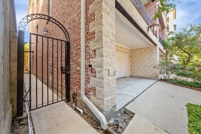 Foto del edificio - 1231 W Pierce St