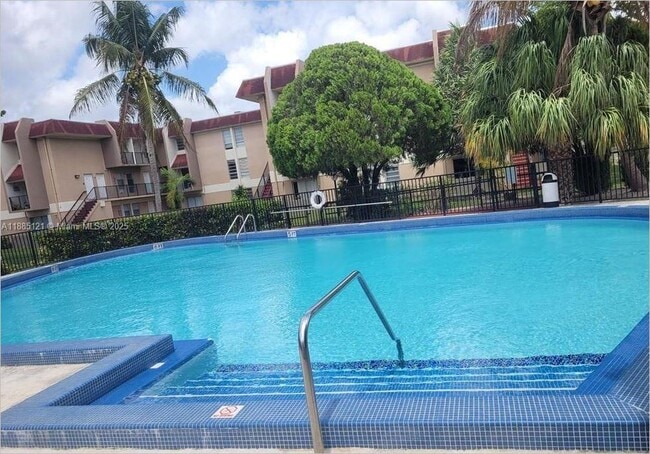 Foto del edificio - 3901 SW 109th Ave