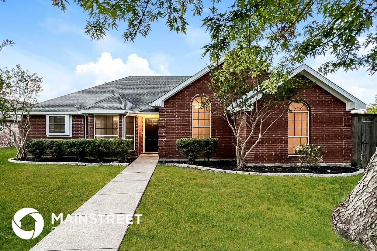 Foto principal - 1320 Greenfield Dr