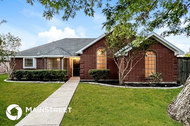 Building Photo - 1320 Greenfield Dr