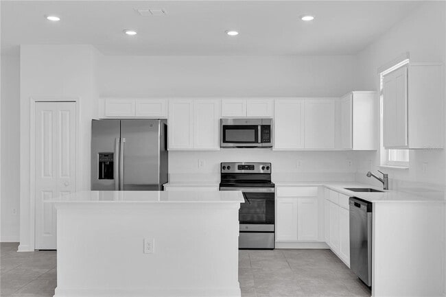 Building Photo - 294 Bogey Dr