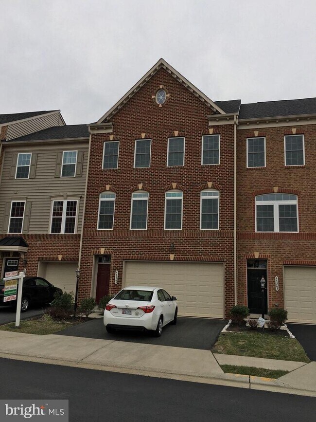 Foto del edificio - 44365 Foxthom Terrace