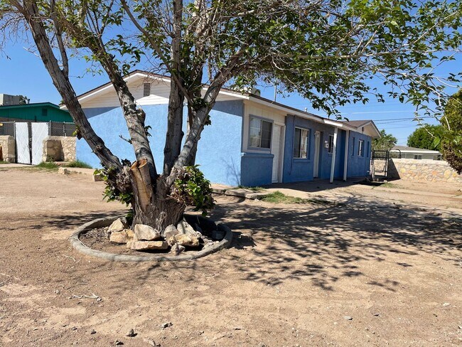Foto del edificio - Charming, Newly Renovated Home in a Prime El Paso Location!