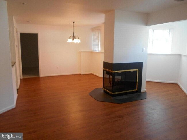 Building Photo - 4994 Dorsey Hall Dr