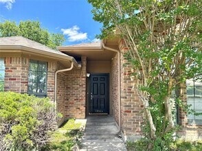 Building Photo - 13320 Fall Manor Dr