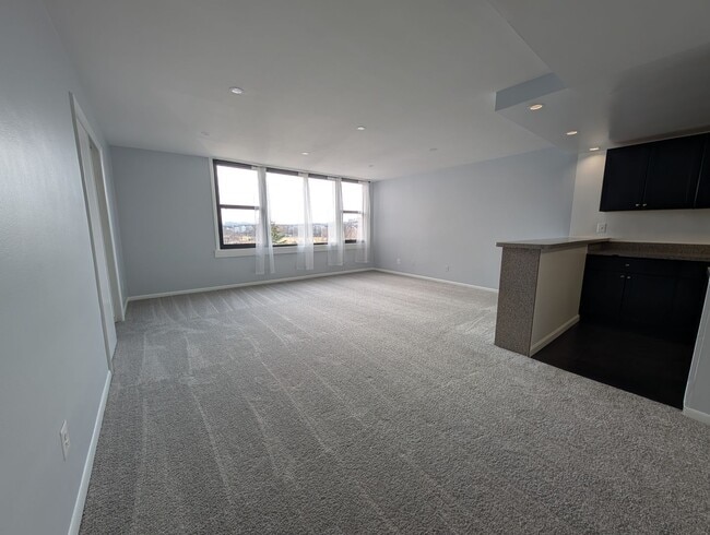 Photo - 4600 Duke St House