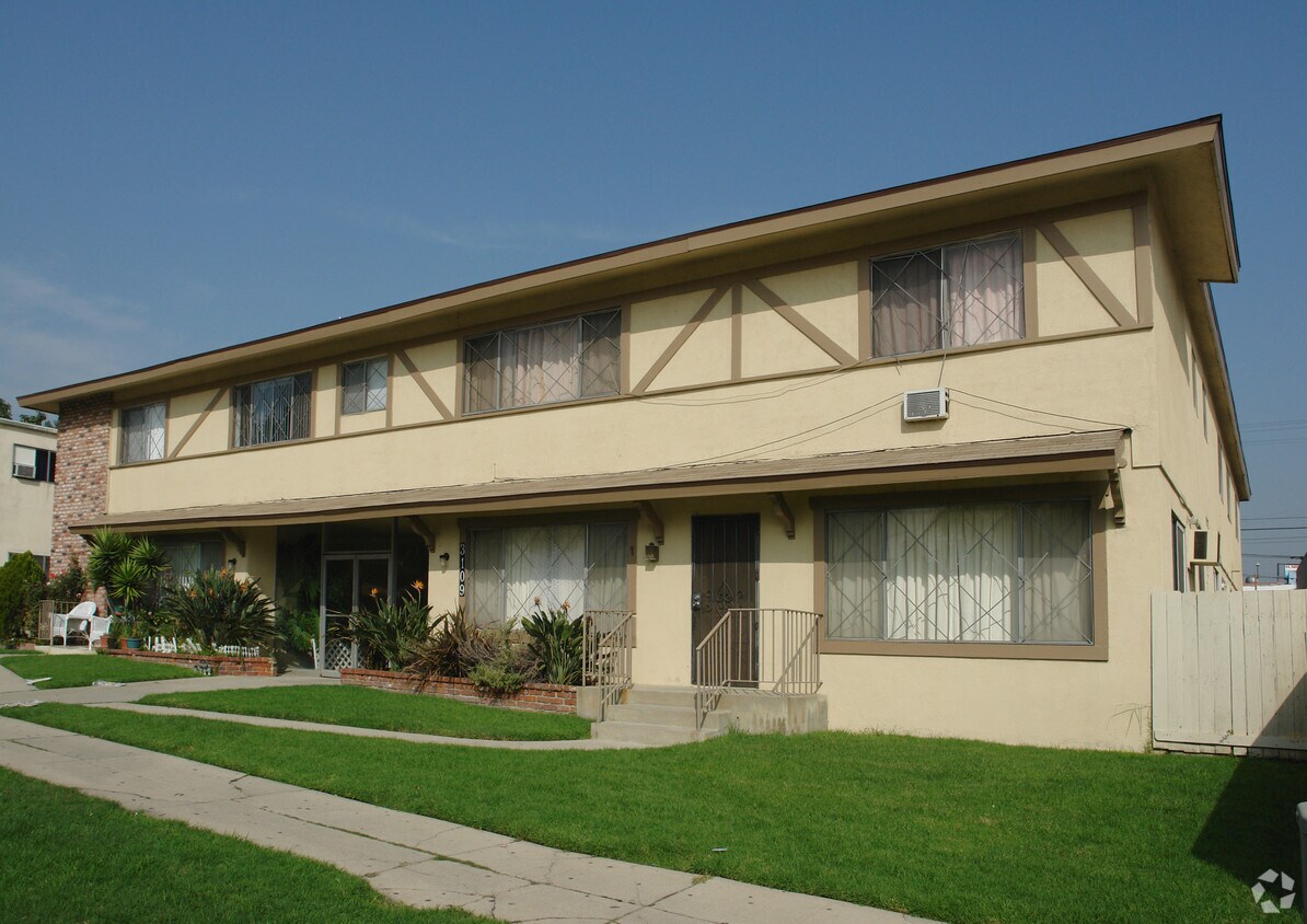 Foto del edificio - 3109 Perlita Ave