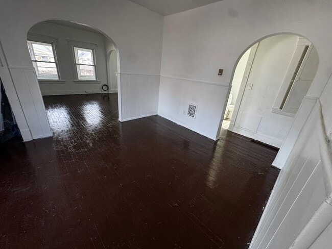 Foto del edificio - 880 Stevenson Rd