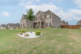 Building Photo - 1250 Charleston Dr