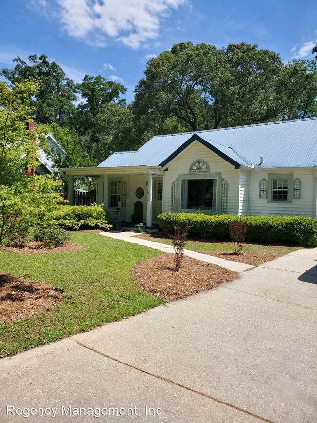 Building Photo - 3 br, 1 bath House - 905 Crawford Ave