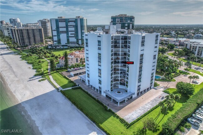 Building Photo - 3951 Gulf Shore Blvd N