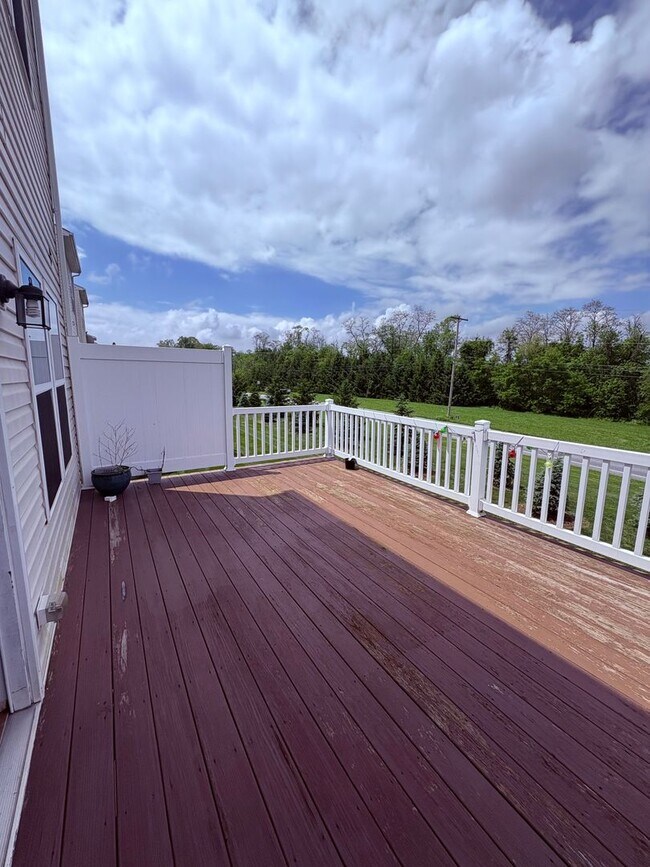 Foto del edificio - Spacious 2/2.5 Townhouse at Regents Glen-Y...